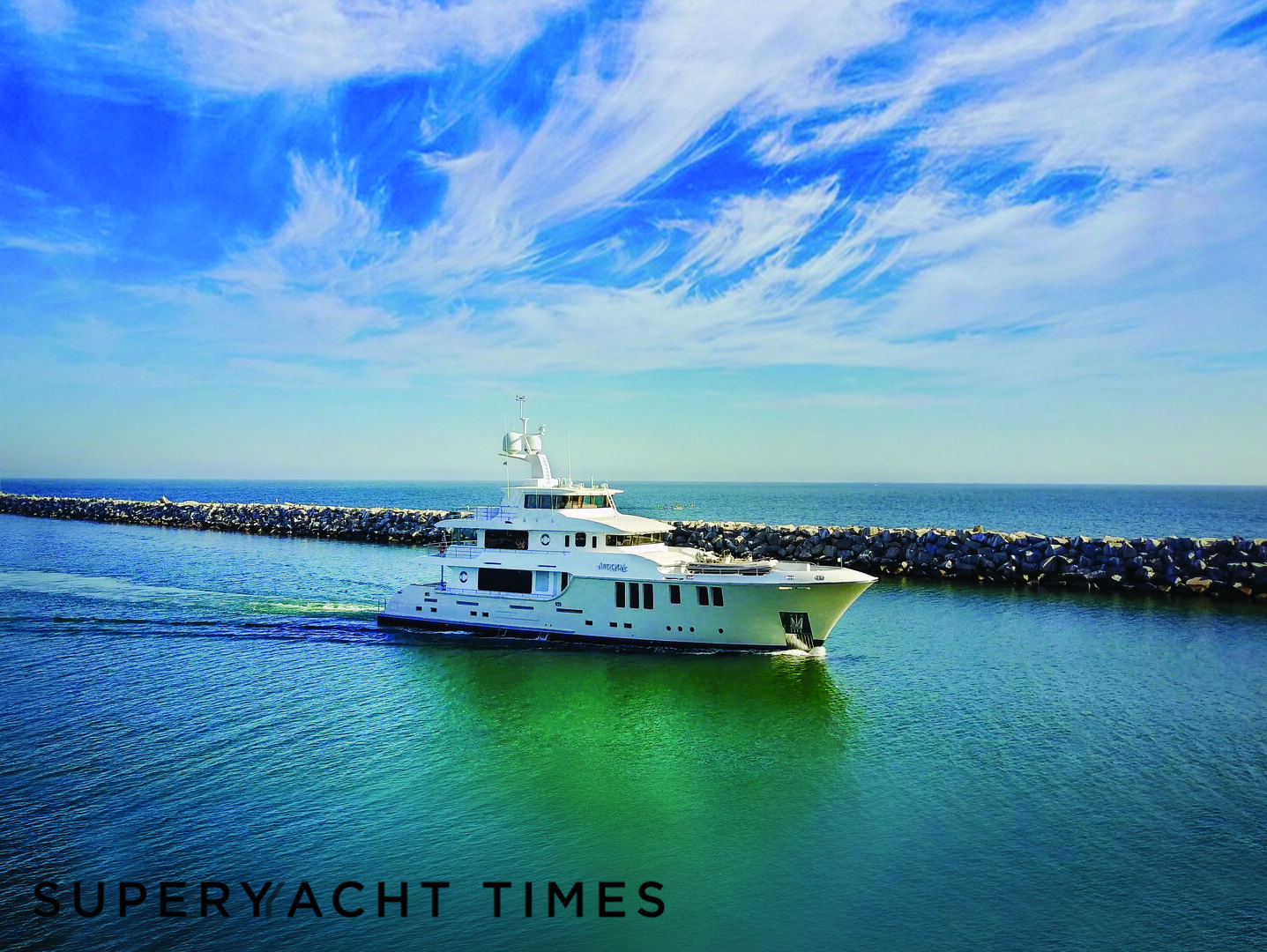 Aurora yacht cruising