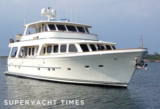 Libert-Y yacht cruising