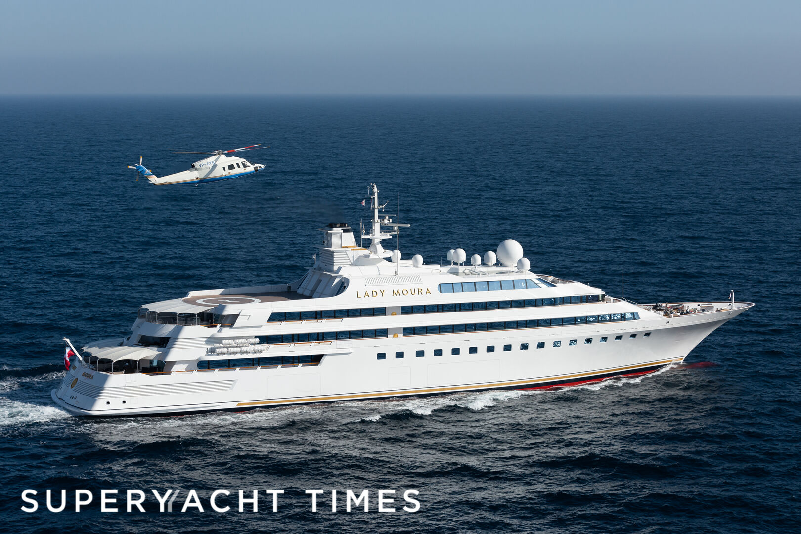 Lady Moura yacht cruising