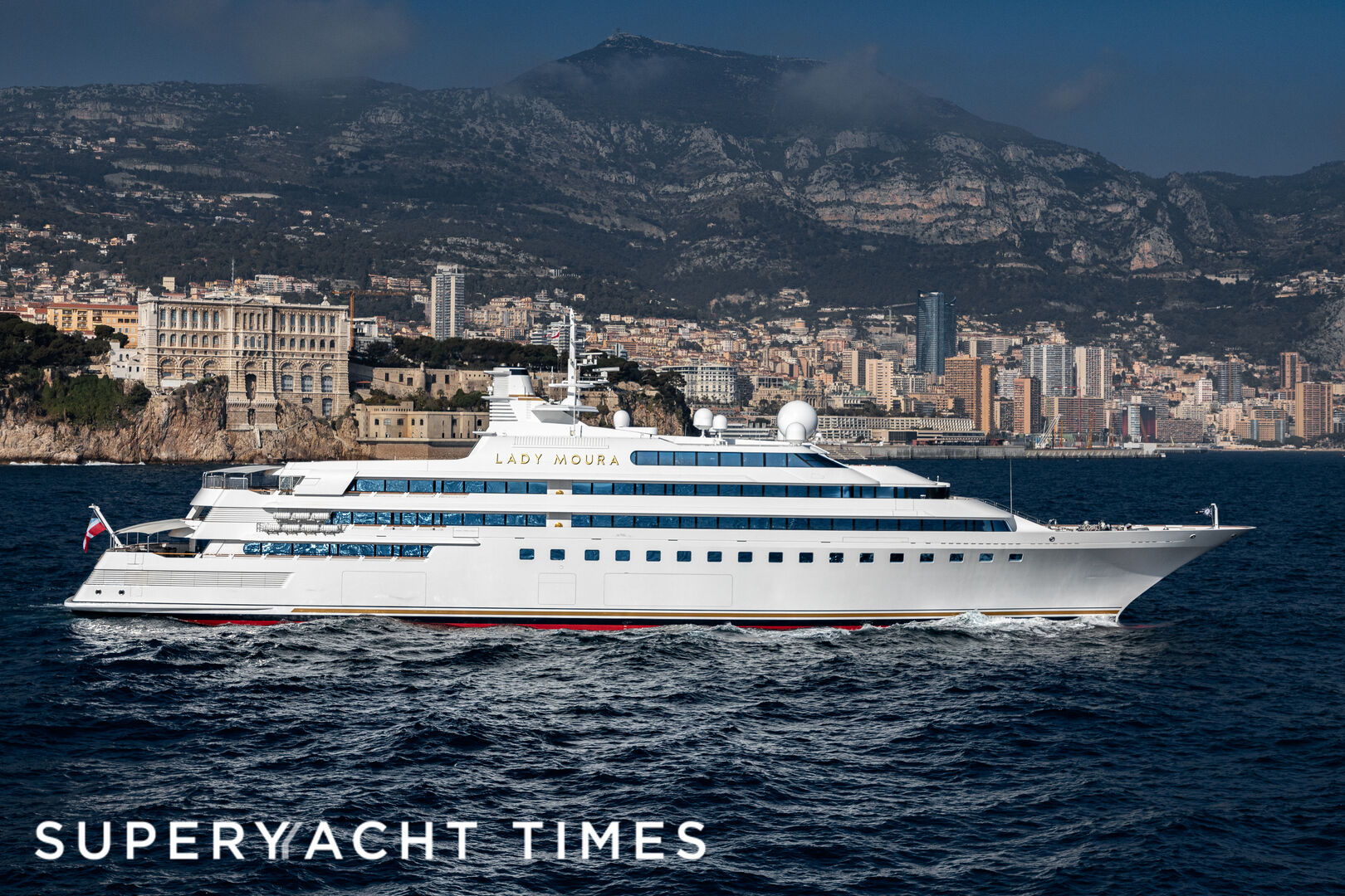 Lady Moura yacht cruising