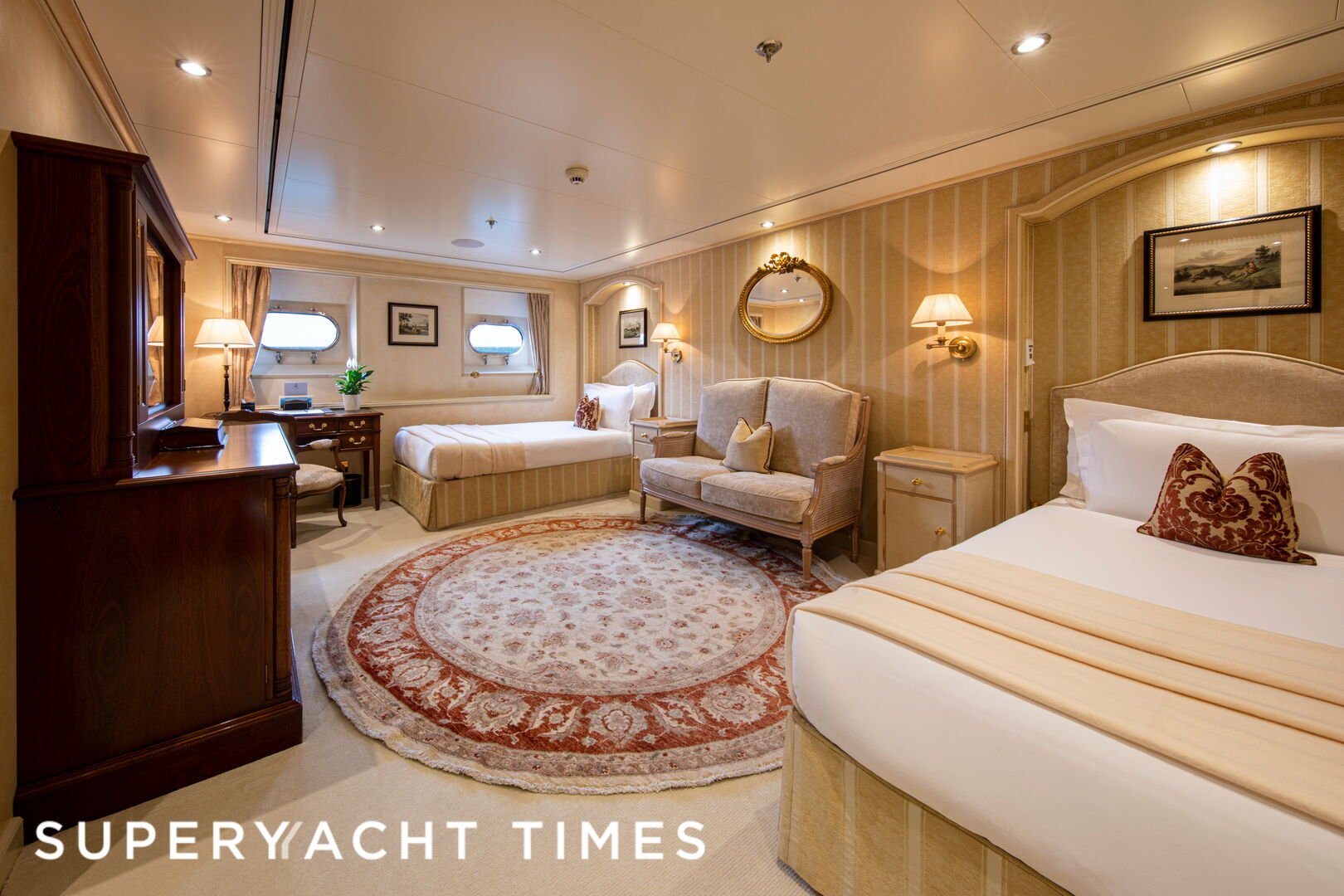 Leander G yacht interior