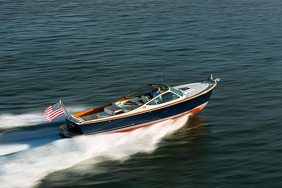 Hinckley Runabout 29 thumbnail