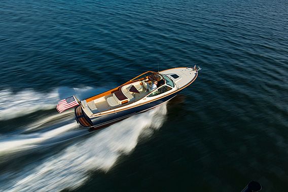 Hinckley Runabout 29 thumbnail