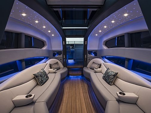 Compass Closed Limousine Tender 11.2M thumbnail