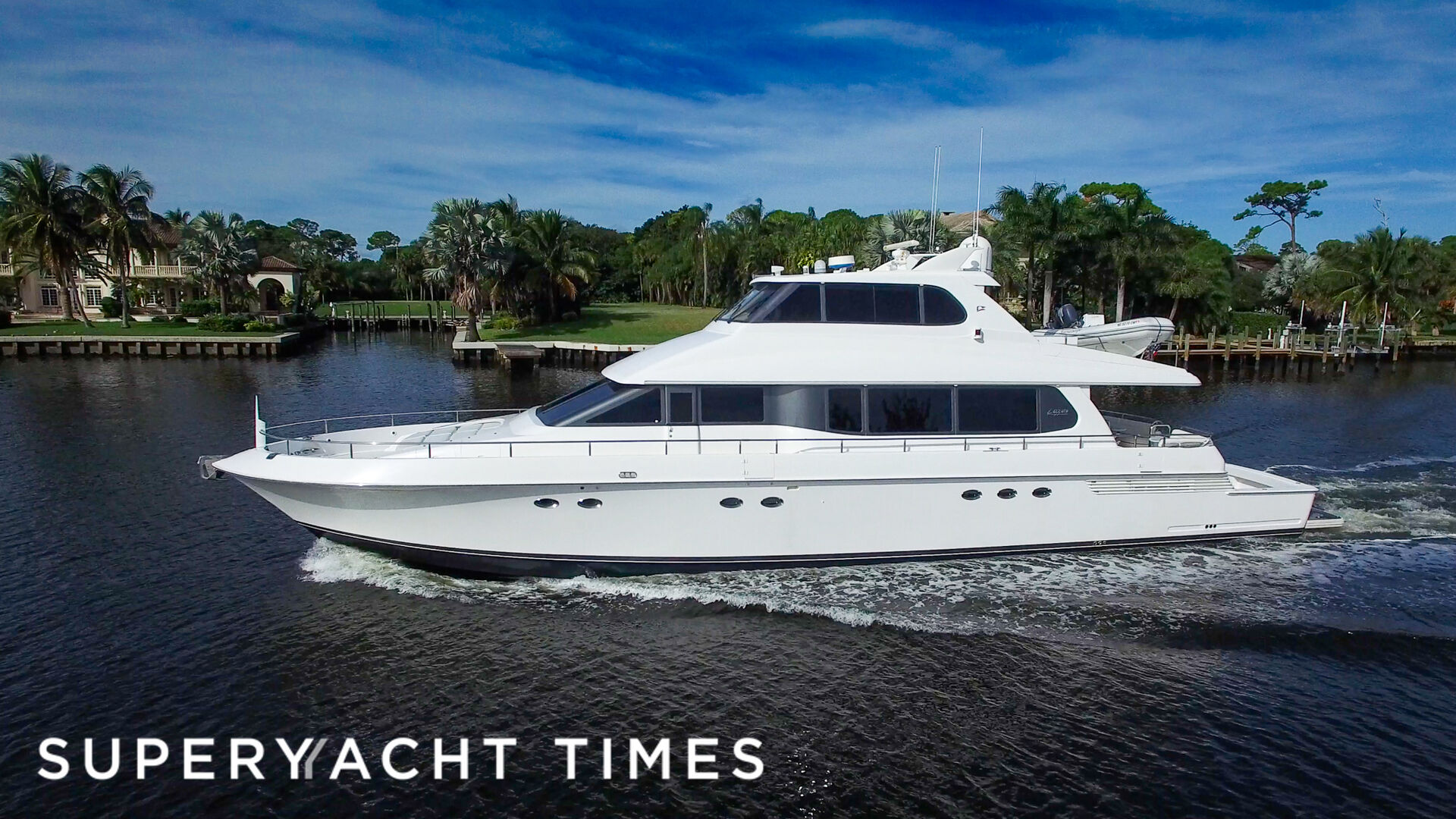 24m Lazzara yacht Kaleidoscope sold