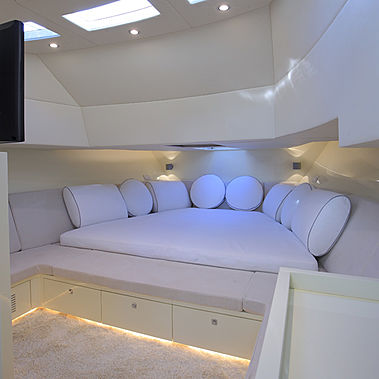 CNM Continental 43 Tender thumbnail