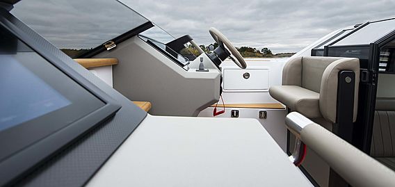 Windy Custom Limousine  thumbnail