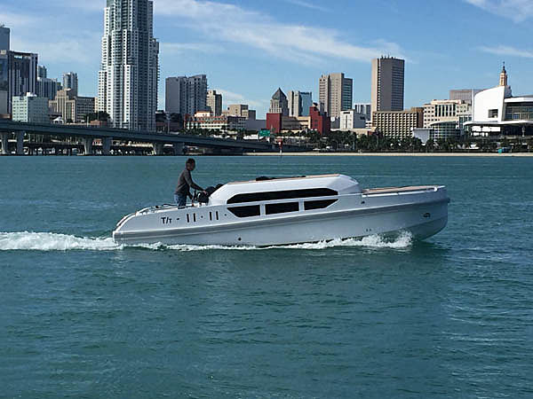 limousine Wooden Boats WB 26 Limo image