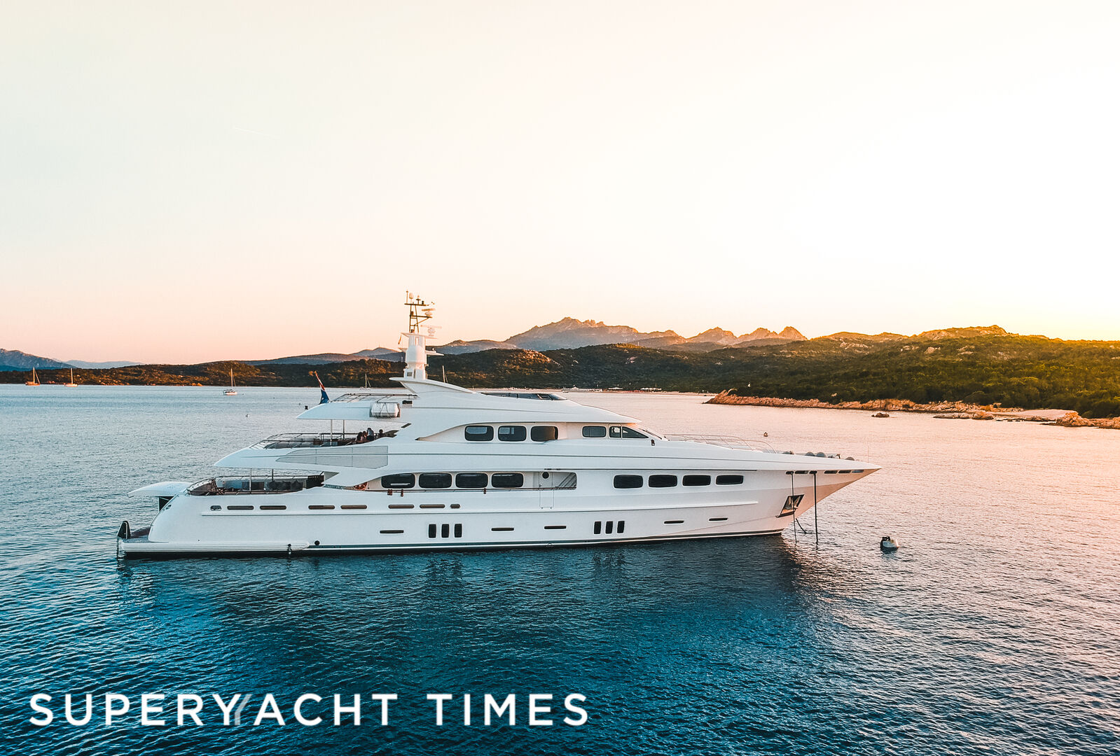 Latitude yacht by Acico in Cala di Volpe