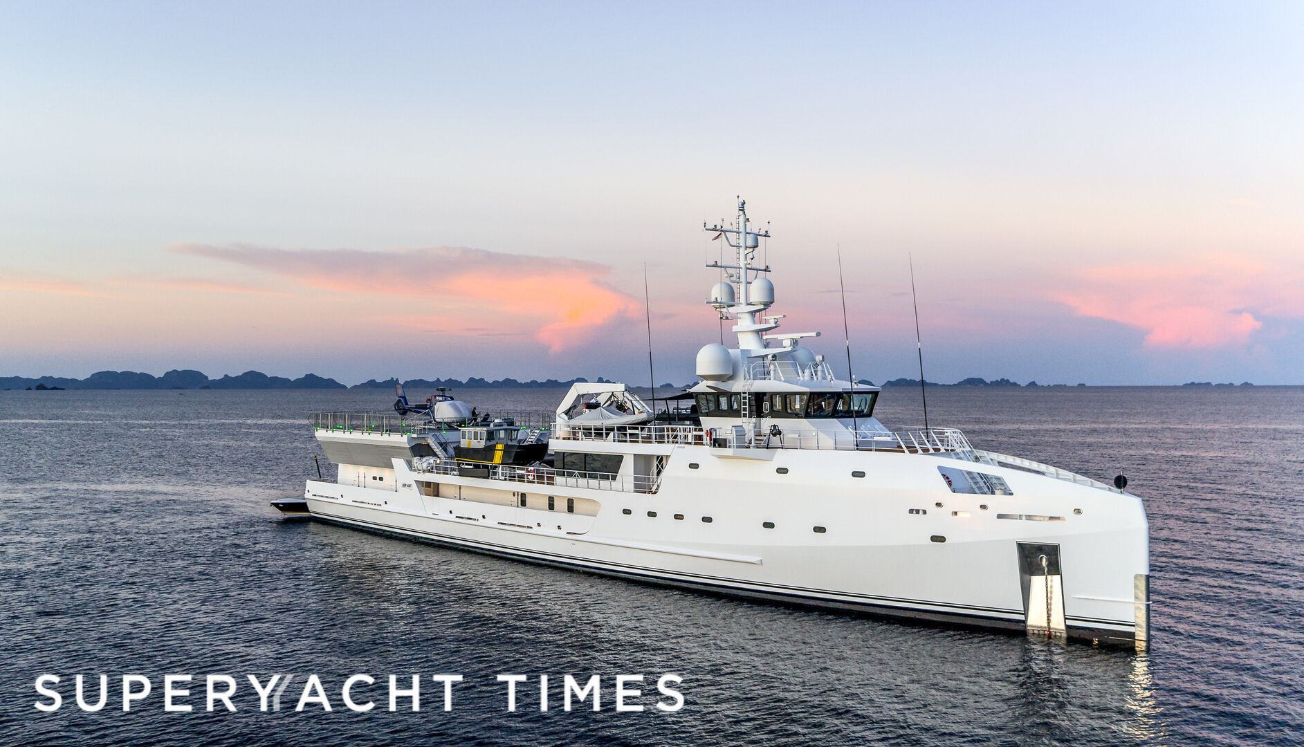Game Changer yacht 