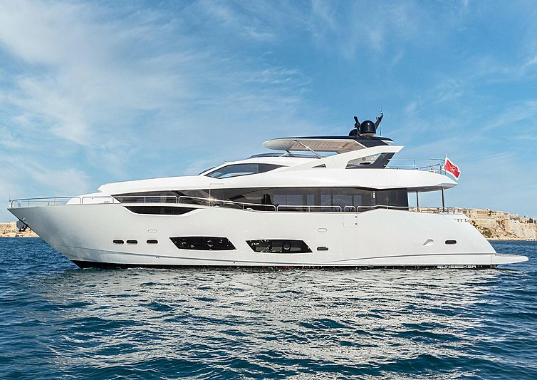  Marquet、YACHTS、海外版超希少レゾネ、新品額付 28m Sunseeker yacht New Edge sold
