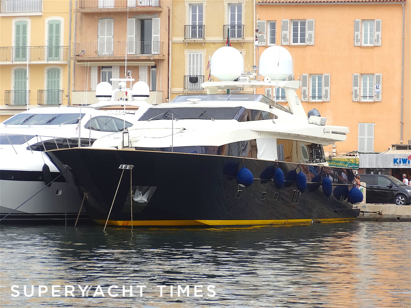 Capuccino in Saint Tropez