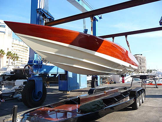 The breathtakingly beautiful speedboat Alpha-Z