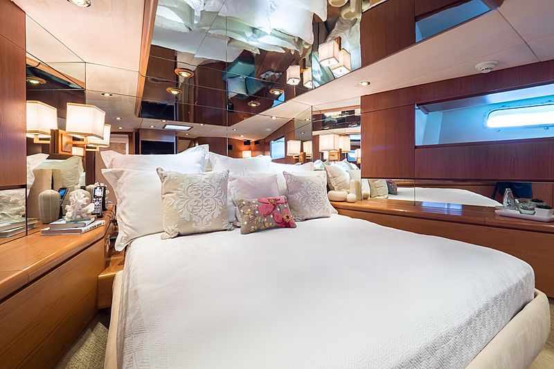 comanche yacht inside