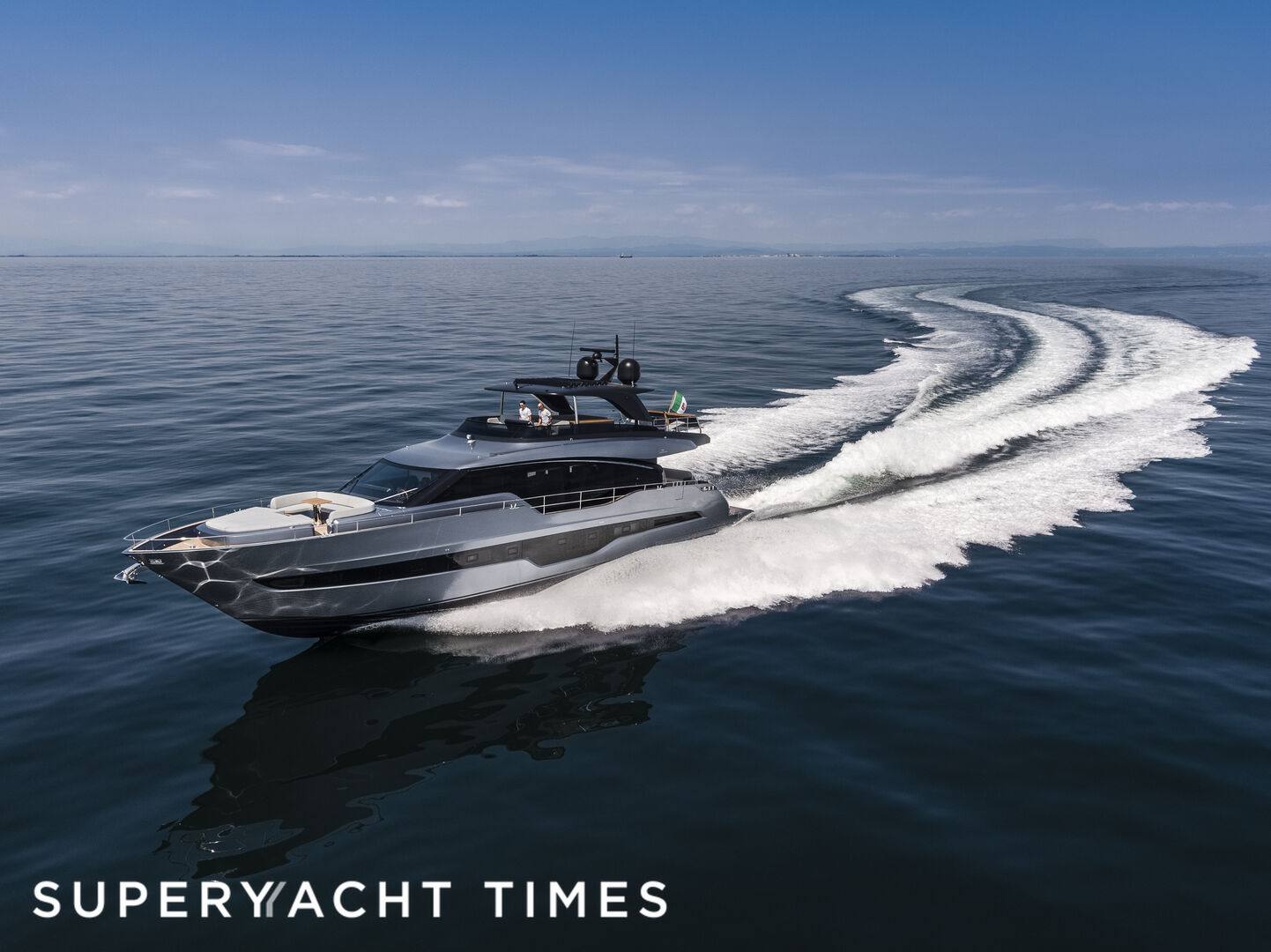 Cranchi Settantotto 78 yacht exterior