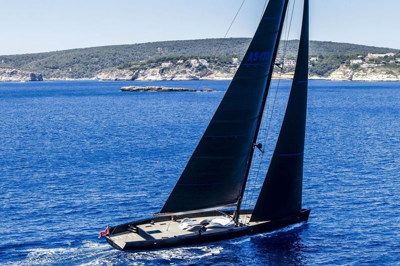 Black Sails Yacht 