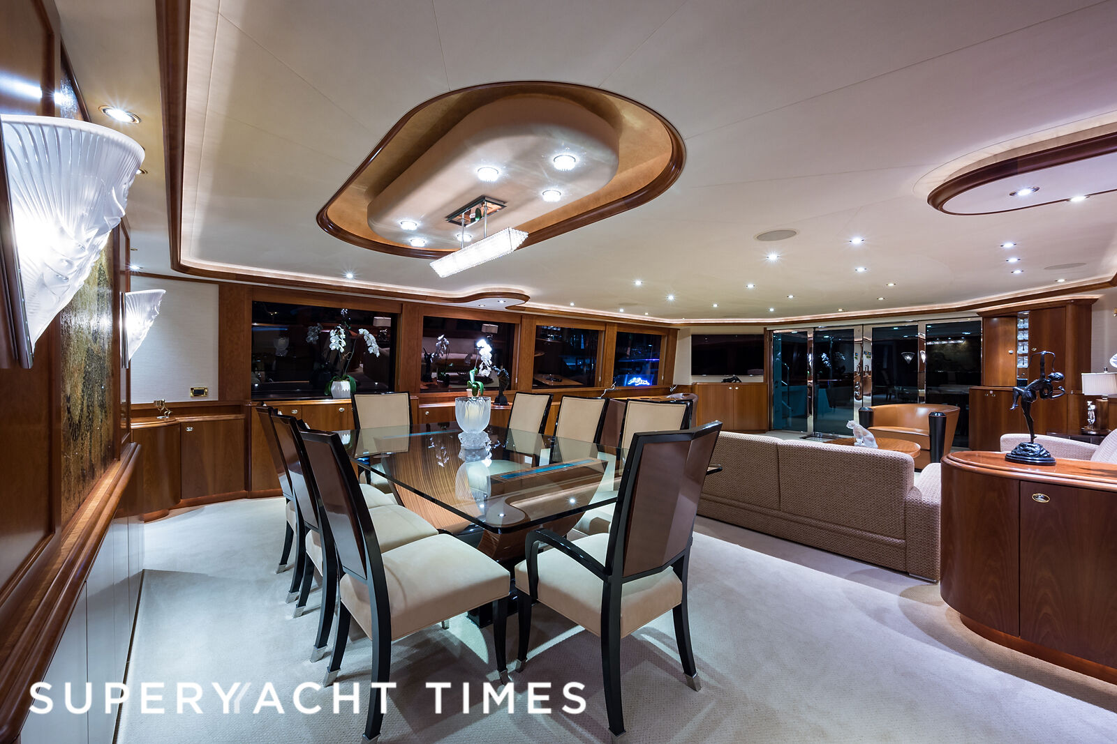 34m Westport motor yacht Kaleen sold