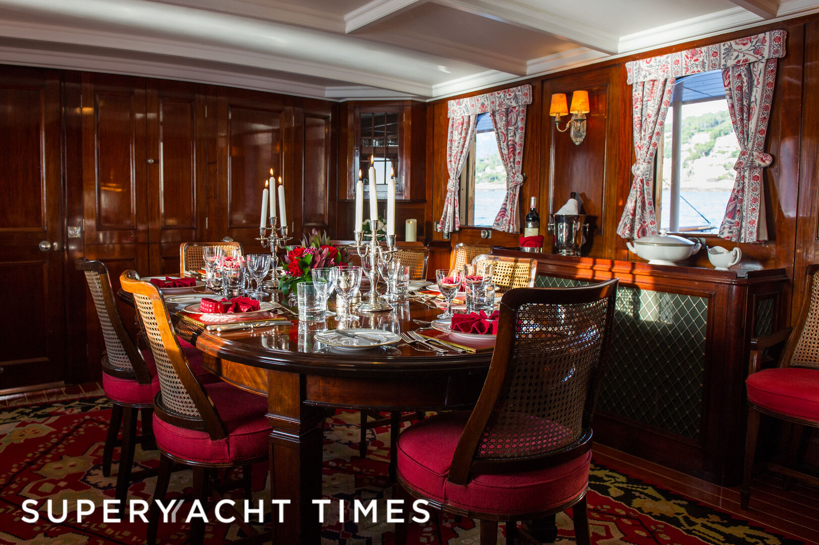 Fair Lady yacht dining room