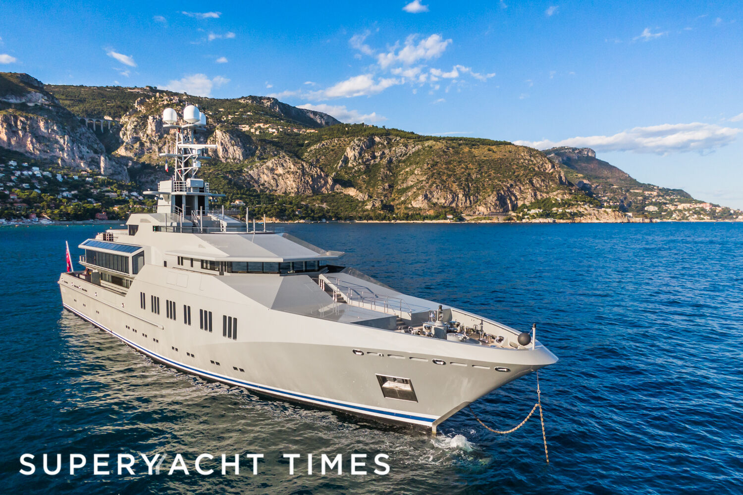 Skat yacht in Beaulieu-Sur-Mer 