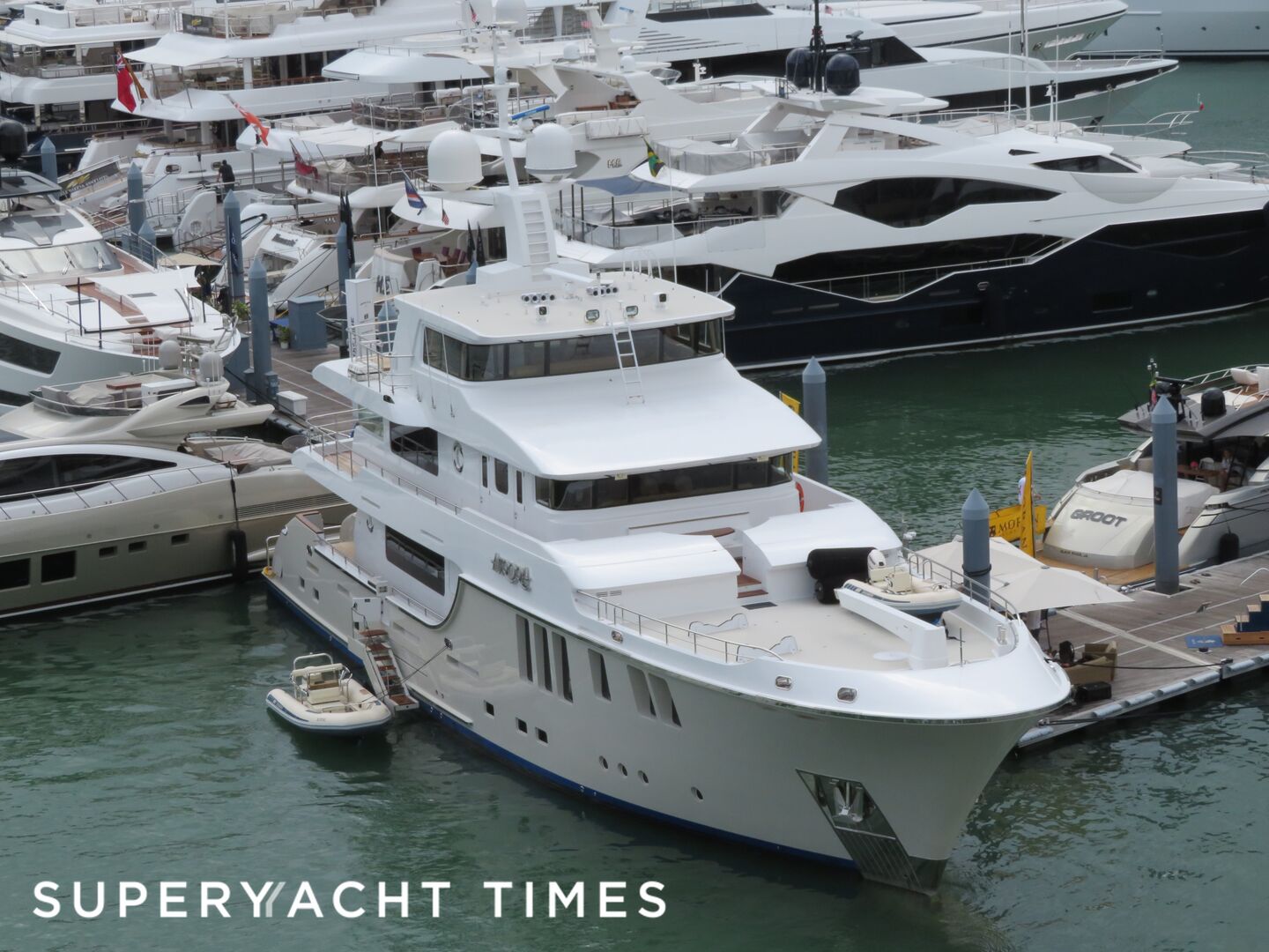 Aurora yacht at Miami Yacht Show 2020