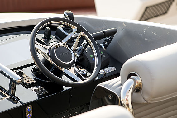 Pascoe TL Limousine thumbnail
