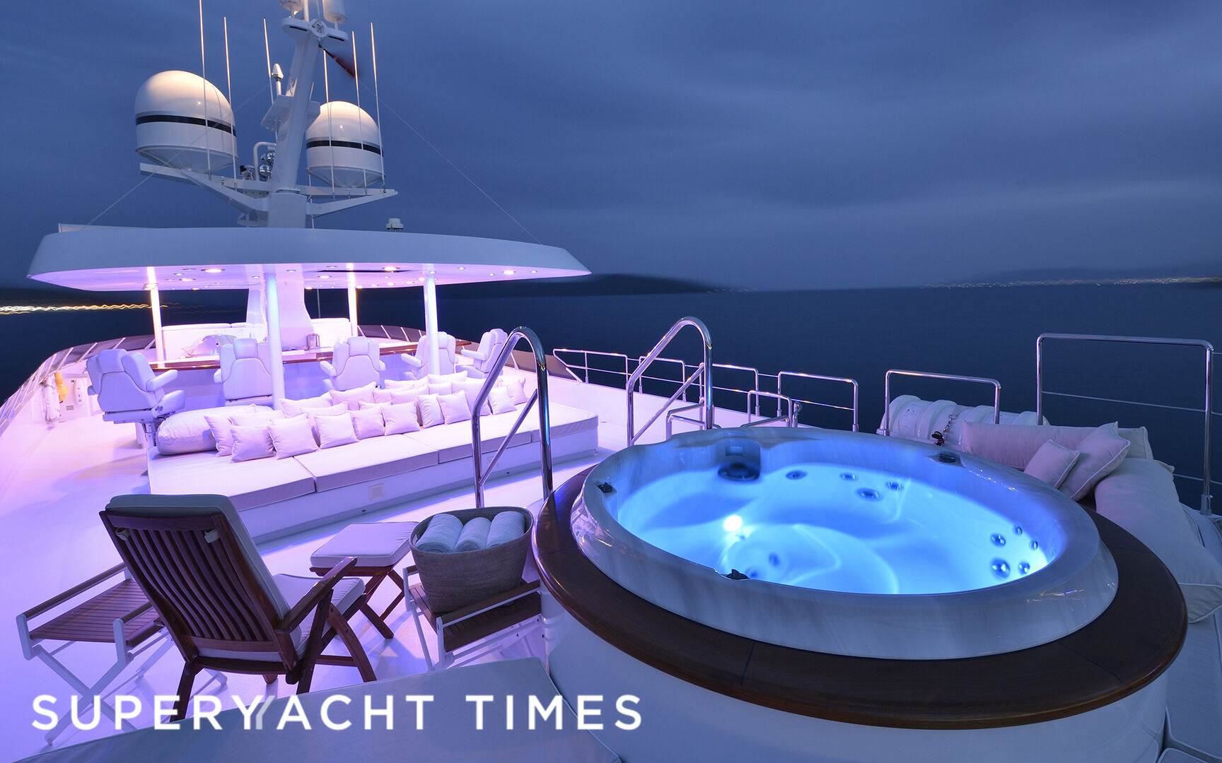 Azzurra II yacht deck