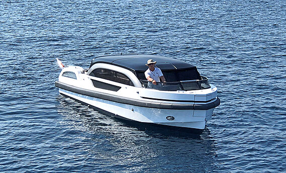Wooden Boats WB 27 Convertible thumbnail