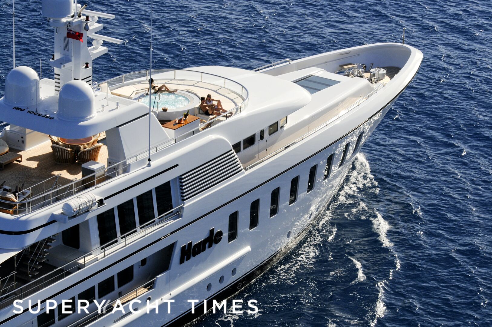Harle yacht cruising