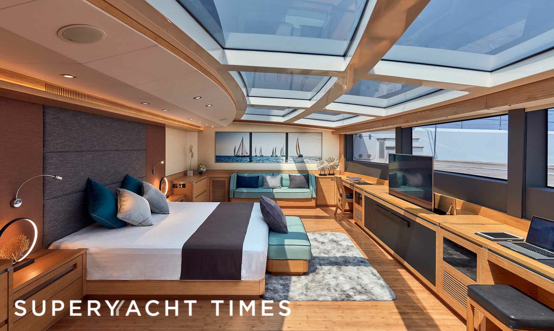 RuiZi 11001 stateroom