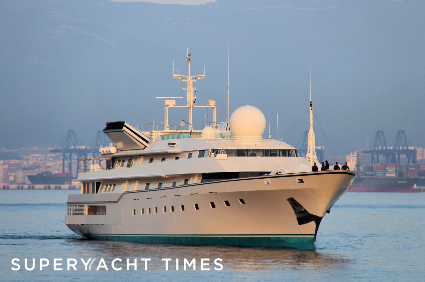 Kingdom 5KR arriving in Gibraltar