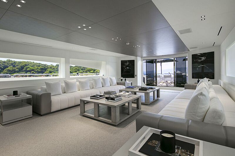 D'One Yacht 