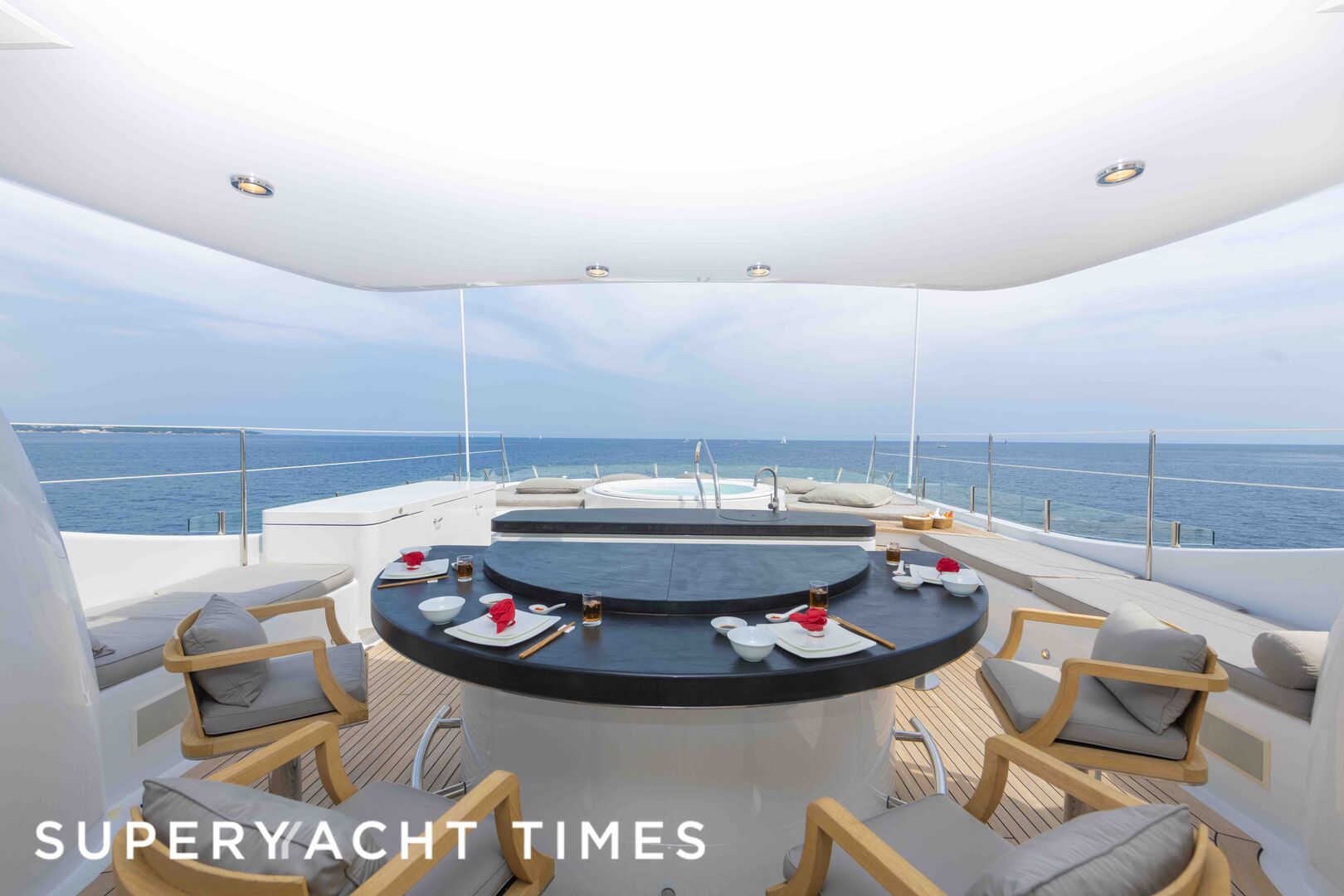 Spirit yacht aft deck