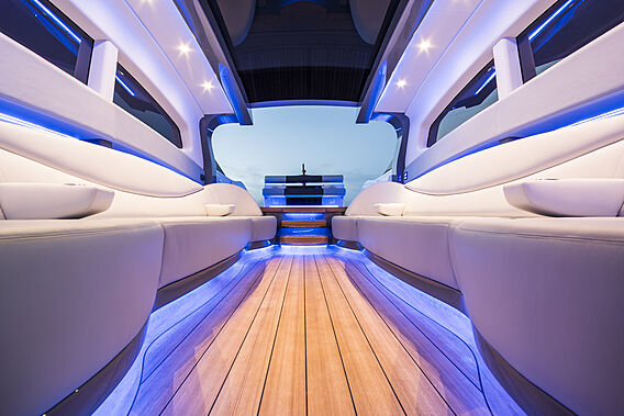 Compass Open Limousine Tender 11.2M thumbnail