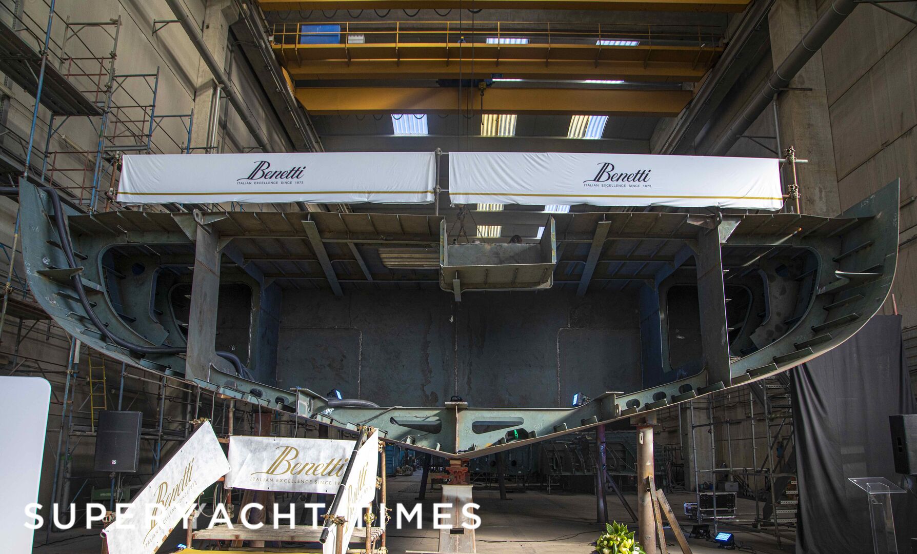 Benetti FB283 yacht keel laying