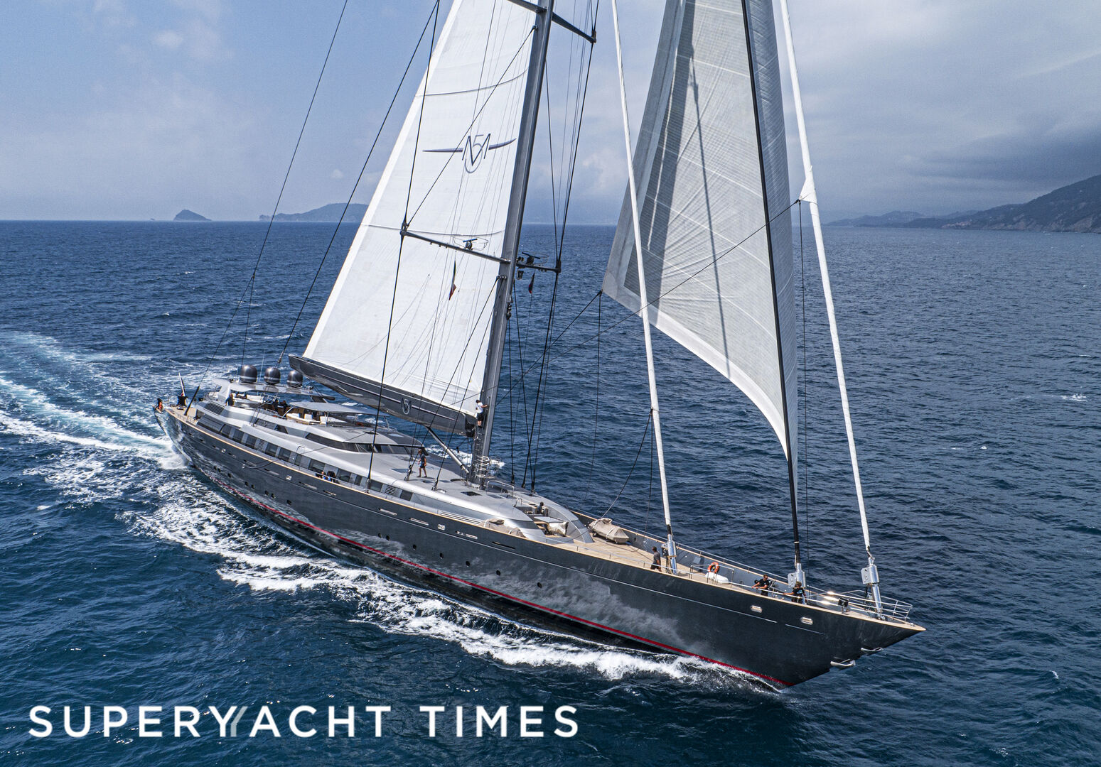 Building the largest sailing yacht in the world.