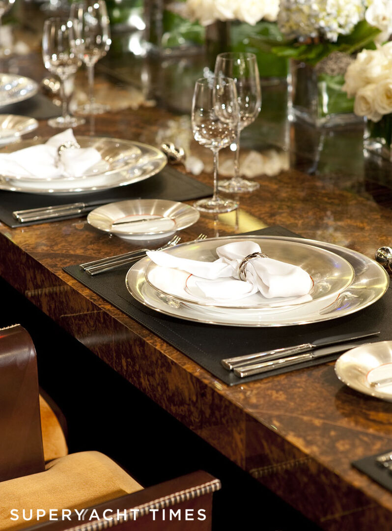 Palladium yacht dining 