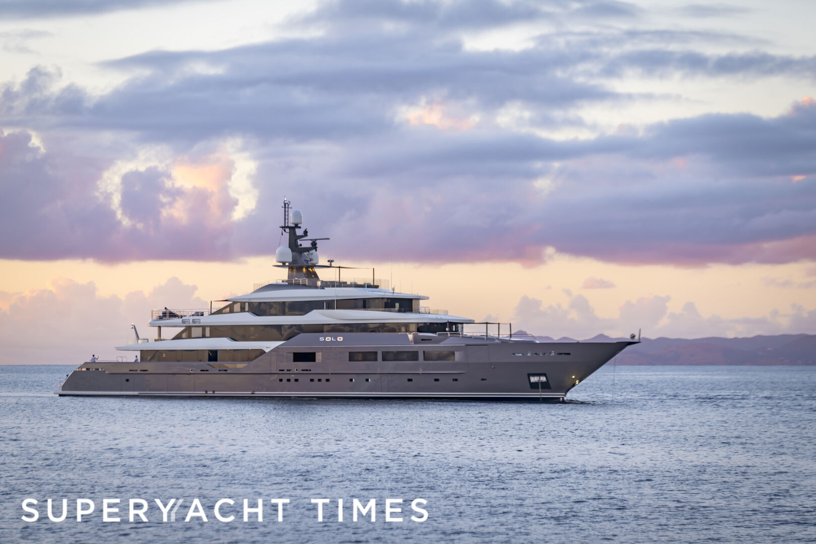 Solo yacht in St Barths
