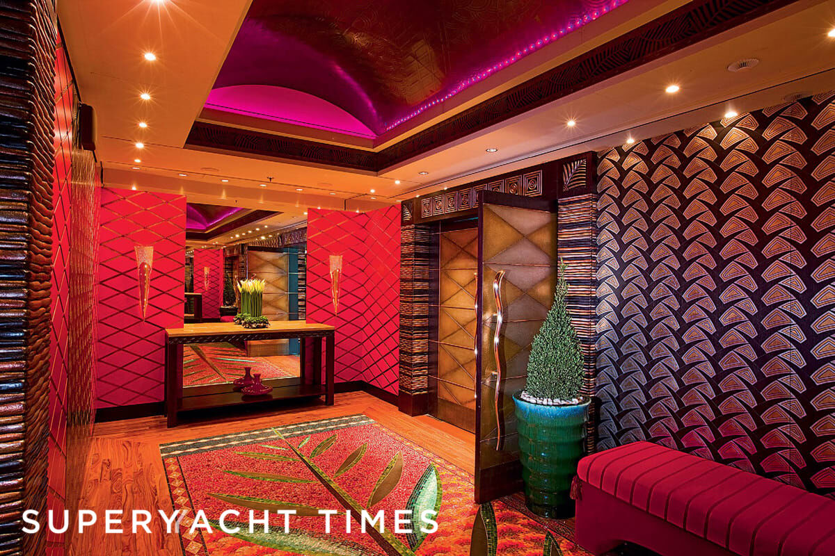 Dubai yacht hall