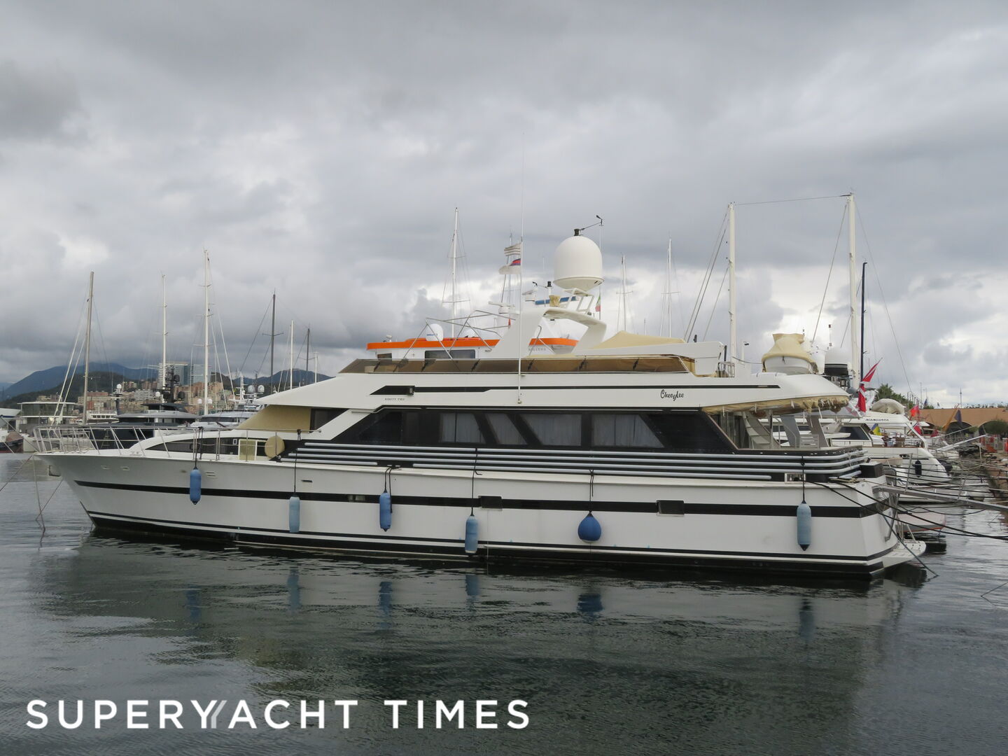 Ninety Two yacht at Marina Genova