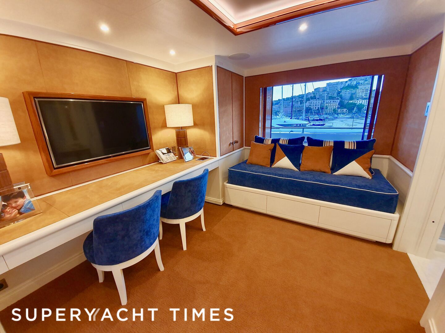 Mimtee yacht stateroom