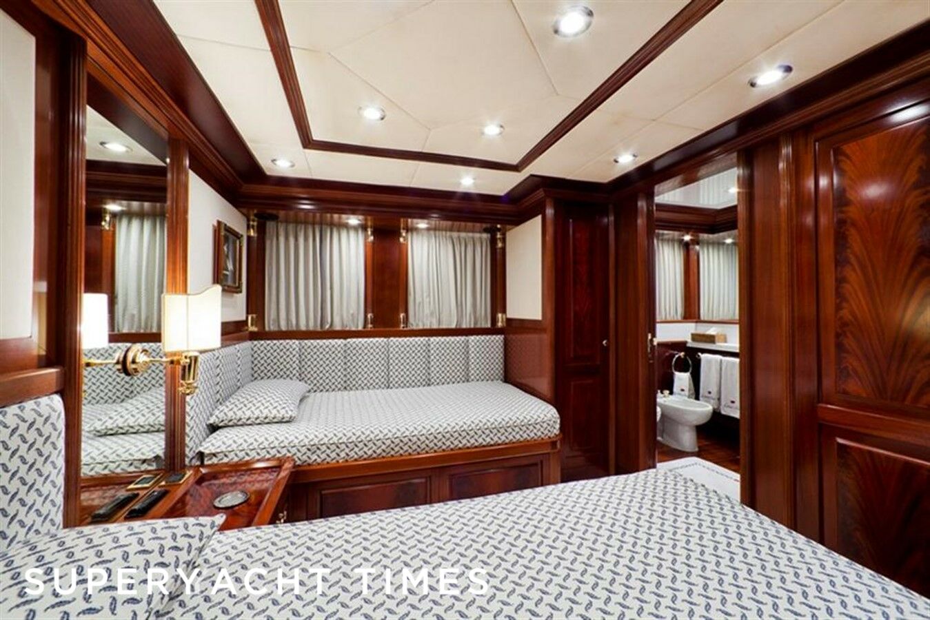 Sophie Blue yacht stateroom