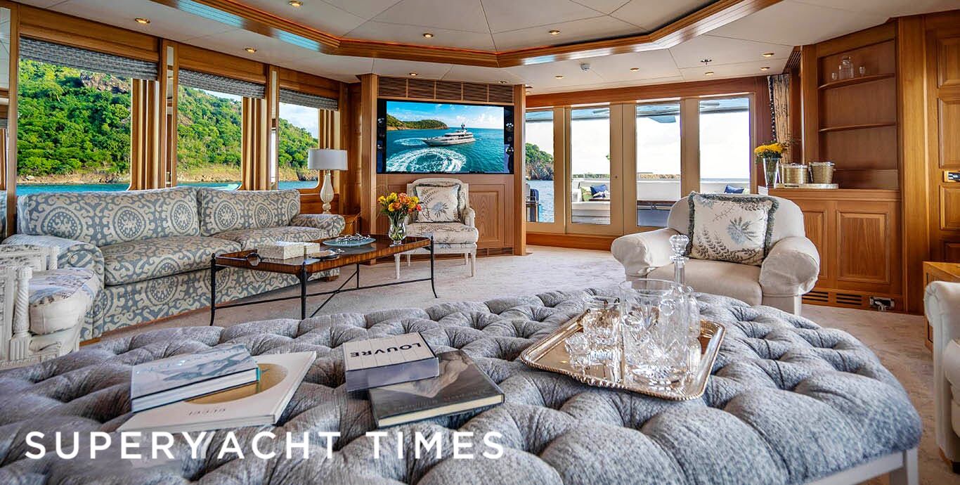 Vibrance yacht saloon
