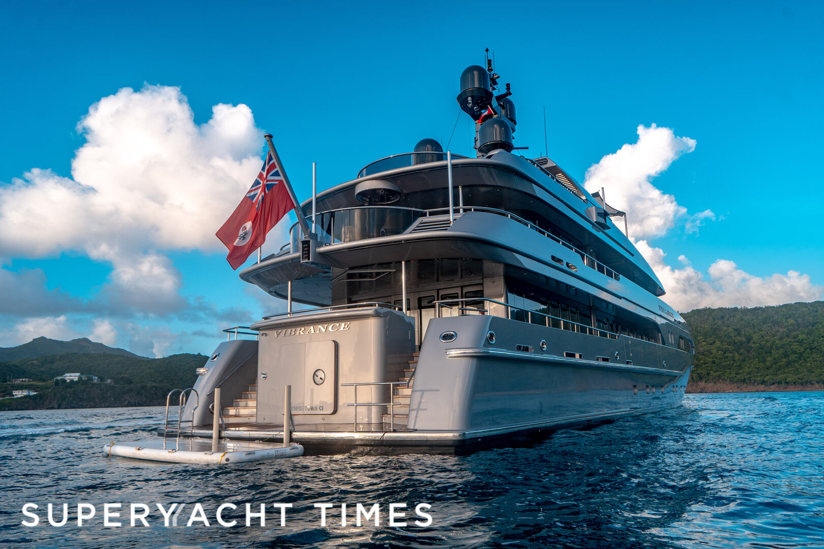 Vibrance yacht anchored stern