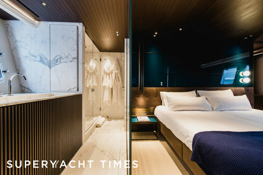 Zazzazu II yacht stateroom