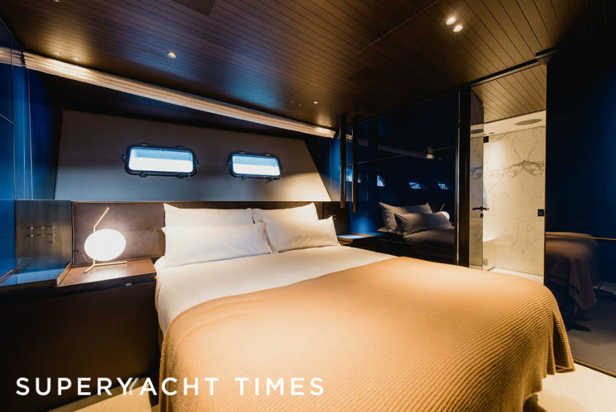 Zazzazu II yacht stateroom