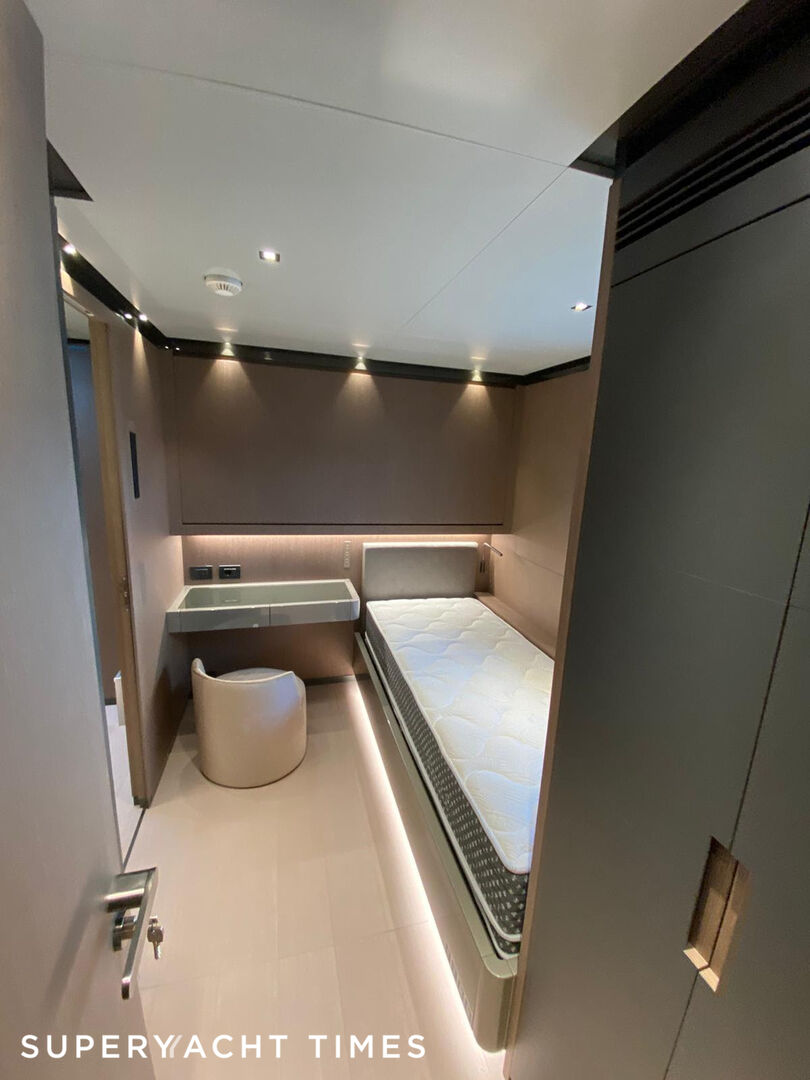 Panam yacht nanny cabin