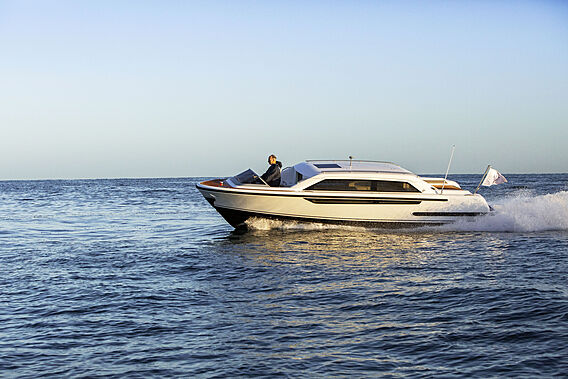 Vikal SP Range - 8.1m Limousine thumbnail