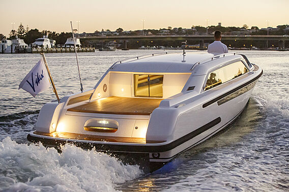 Vikal SP Range - 8.1m Limousine thumbnail