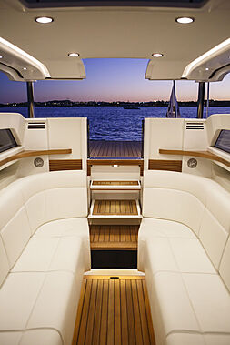 Vikal SP Range - 8.1m Limousine thumbnail