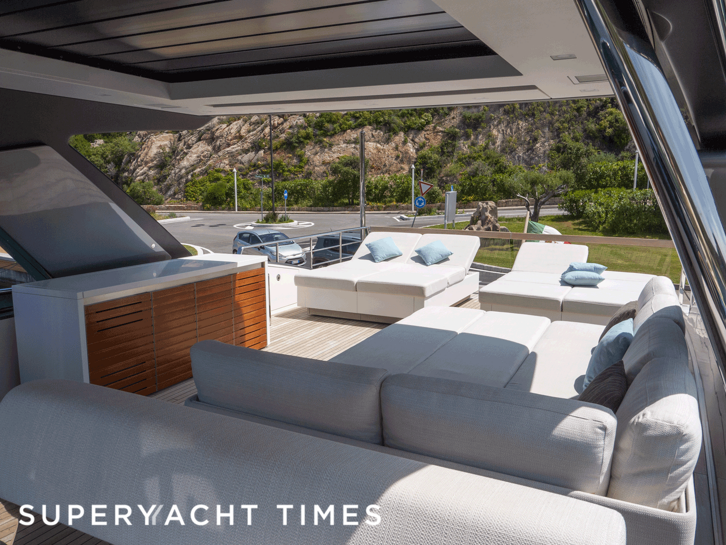 Lady E yacht upper deck 